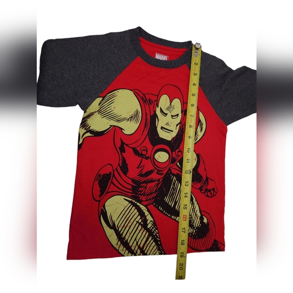Marvel Avengers Boy's Iron Man Red Short Sleeve Graphic T-Shirt Size 6 New - Picture 7 of 8